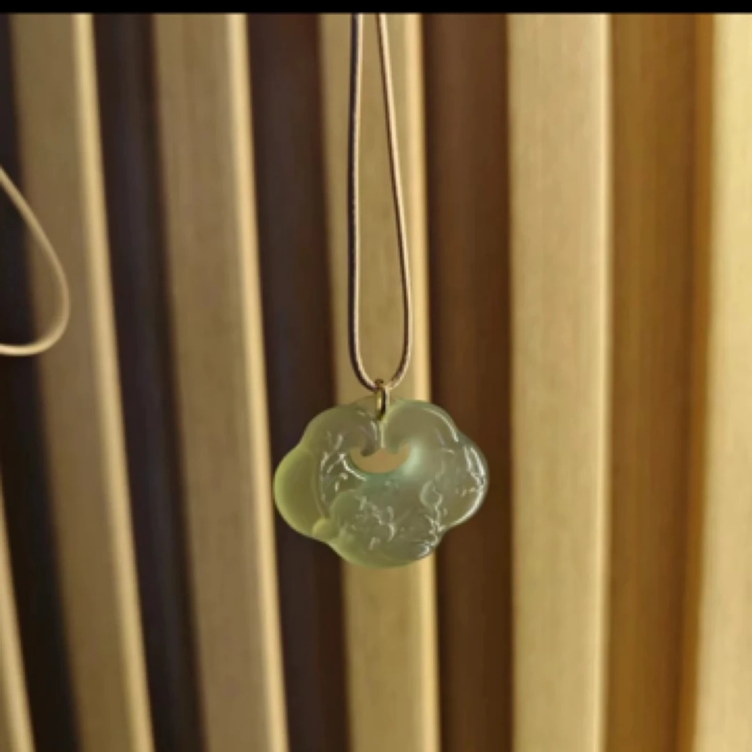 岫玉180祥云锁手工时尚工艺