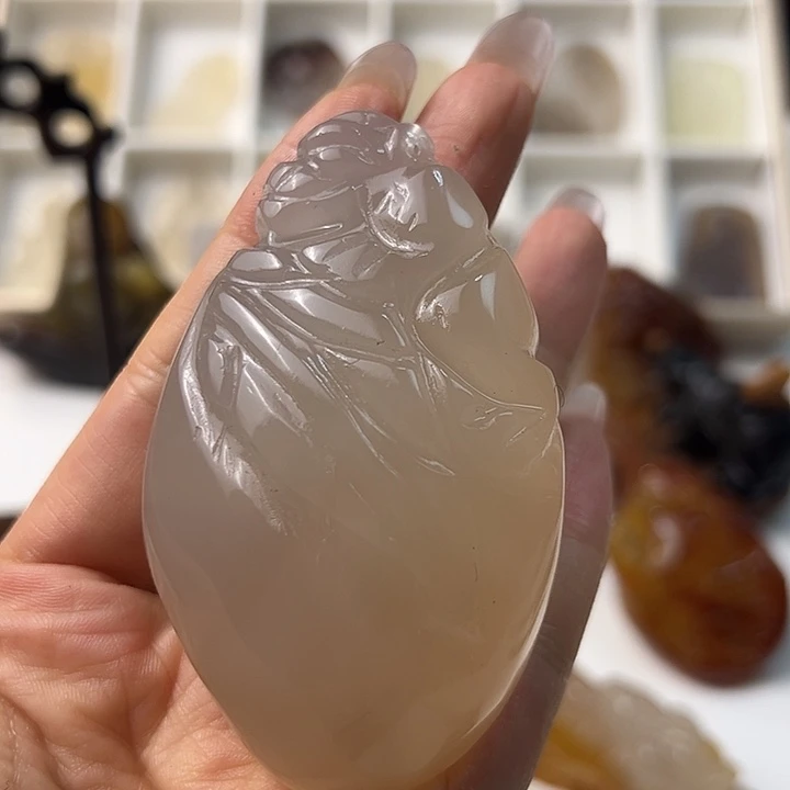 玛瑙/玉髓颈饰合金