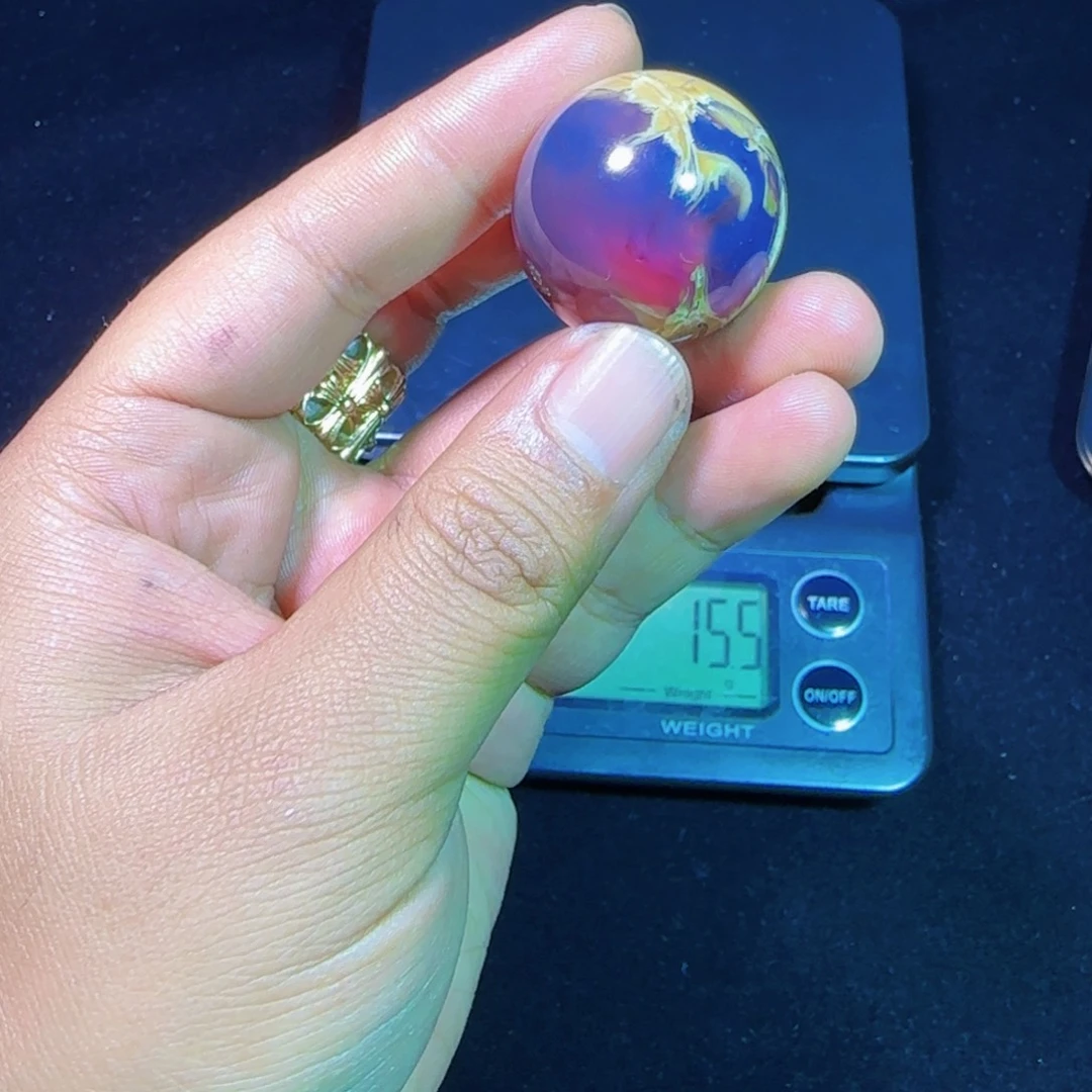 琥珀未镶嵌裸石琥珀