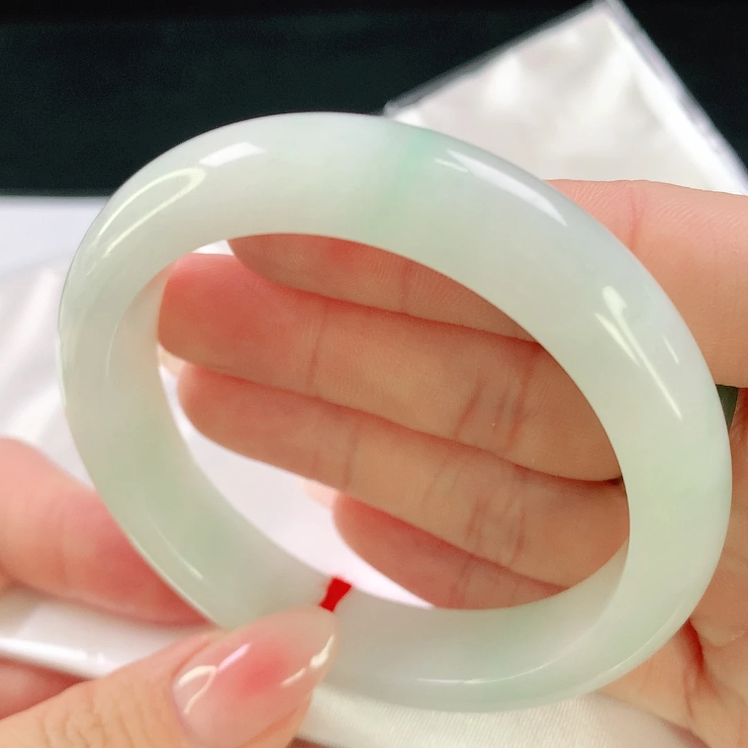 翡翠未镶嵌手镯698