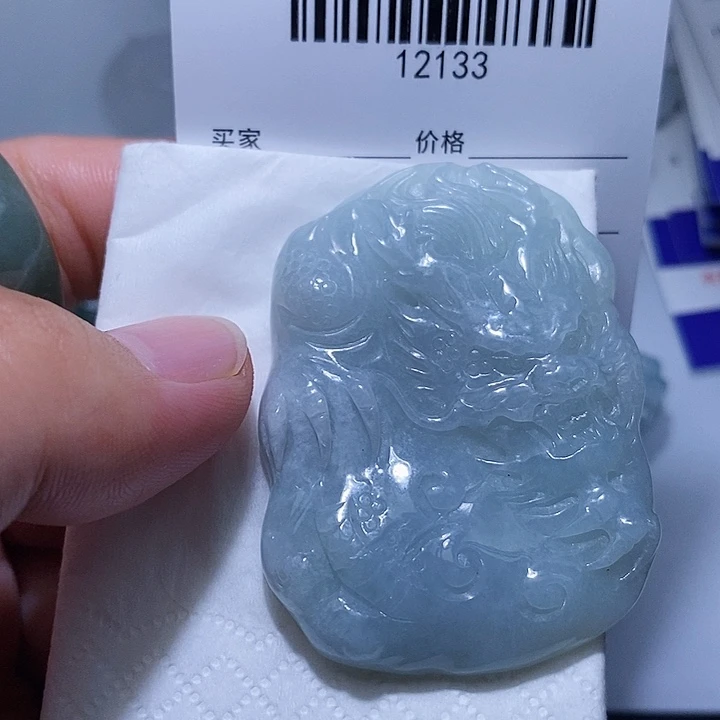 翡翠未镶嵌颈饰天光墟翡翠市场现金代购