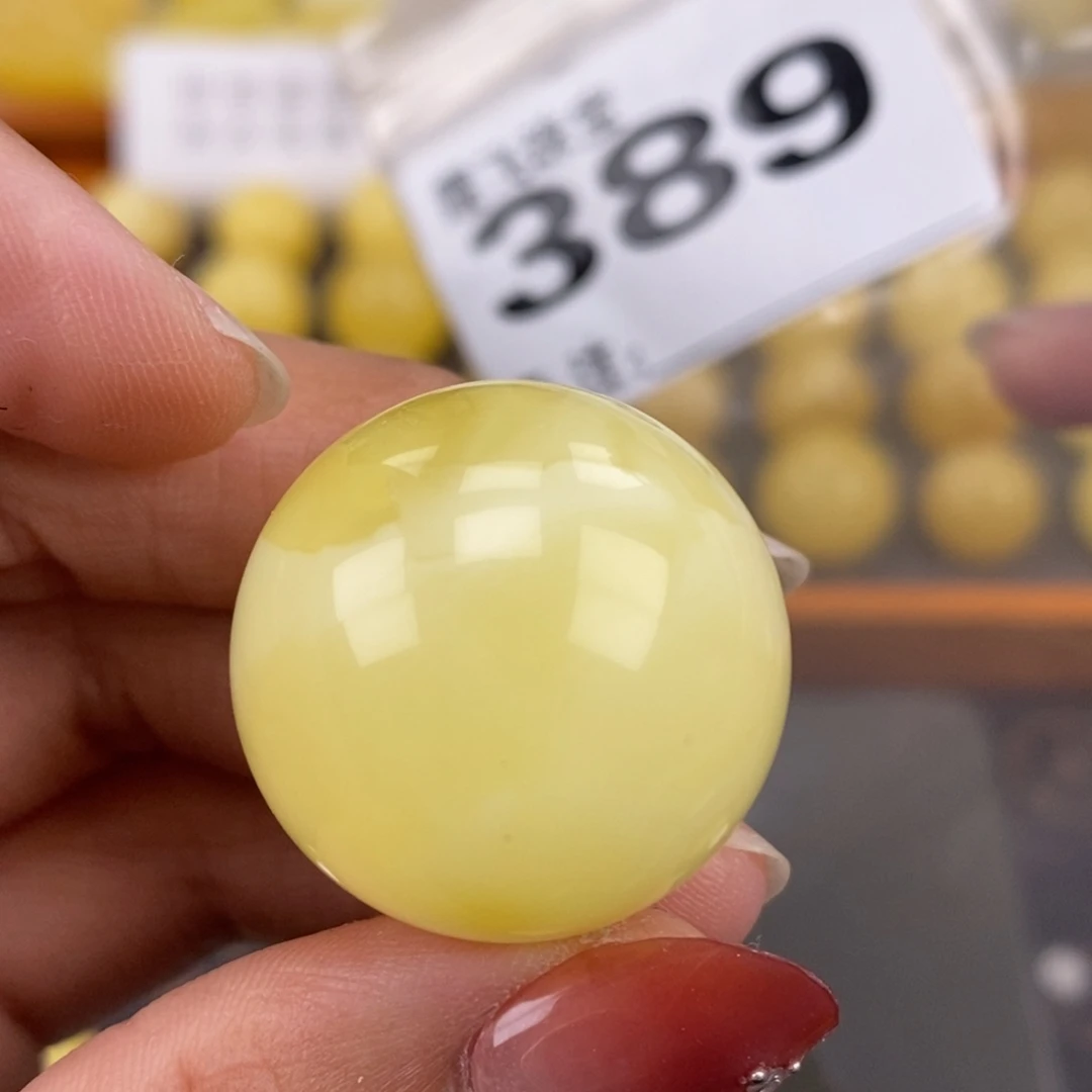 琥珀未镶嵌珠宝奇石26