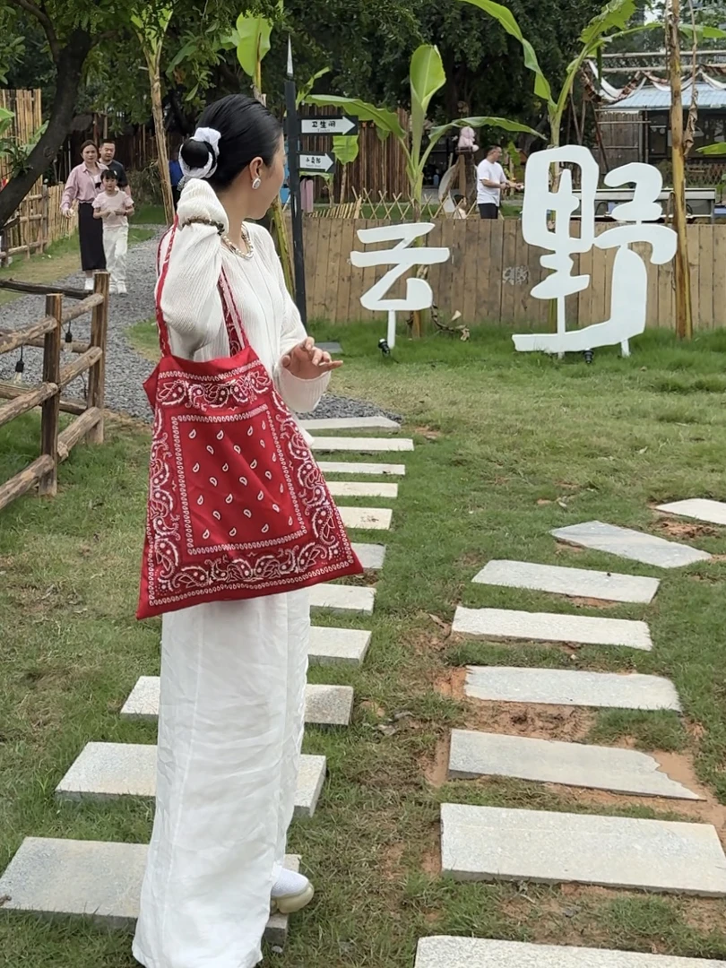 （陈三两）腰果花波点民族风托特单肩帆布包