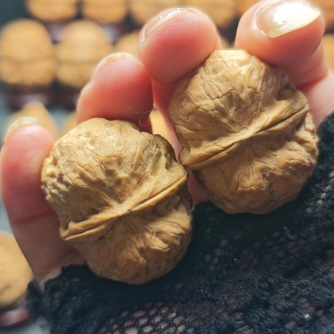 文玩核桃把件翻天印