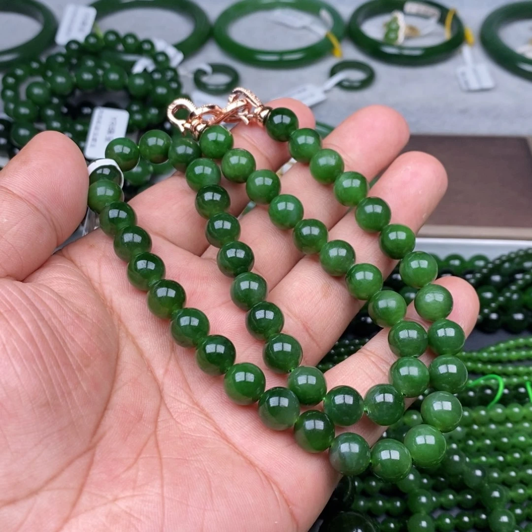 项链未镶嵌和田玉（碧玉）10mm