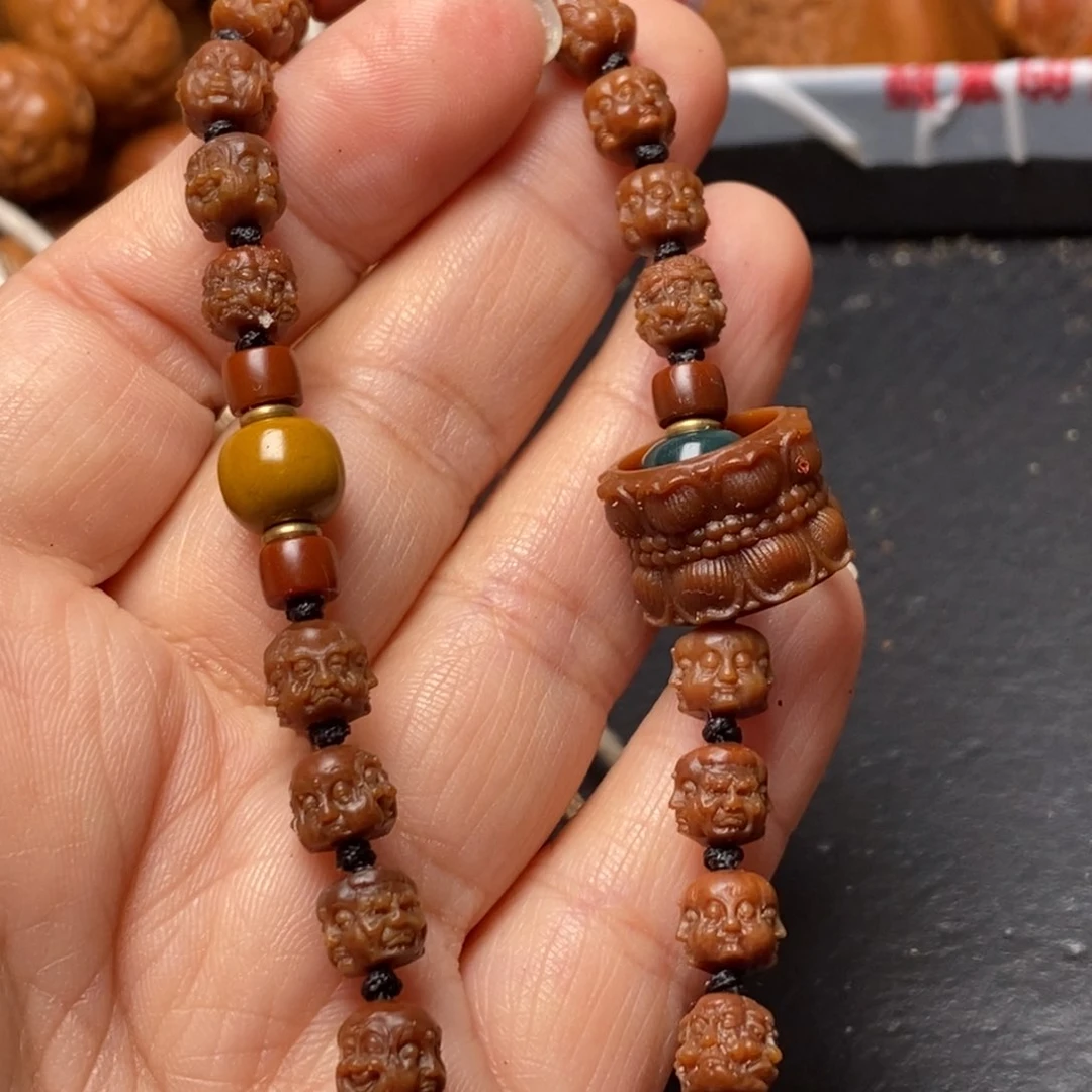 吊坠猴头核桃橄榄