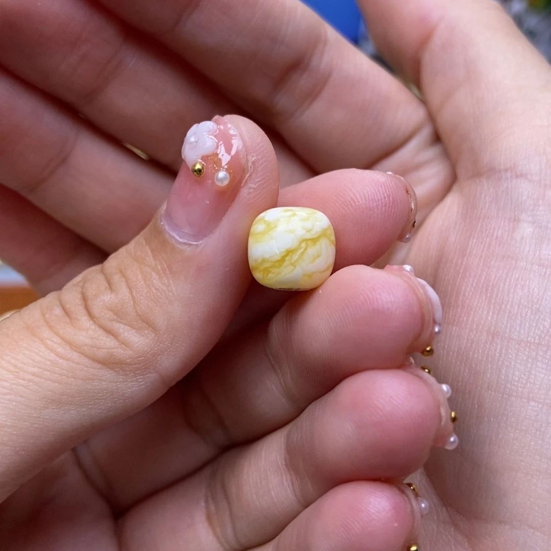 琥珀未镶嵌珠宝奇石?****?