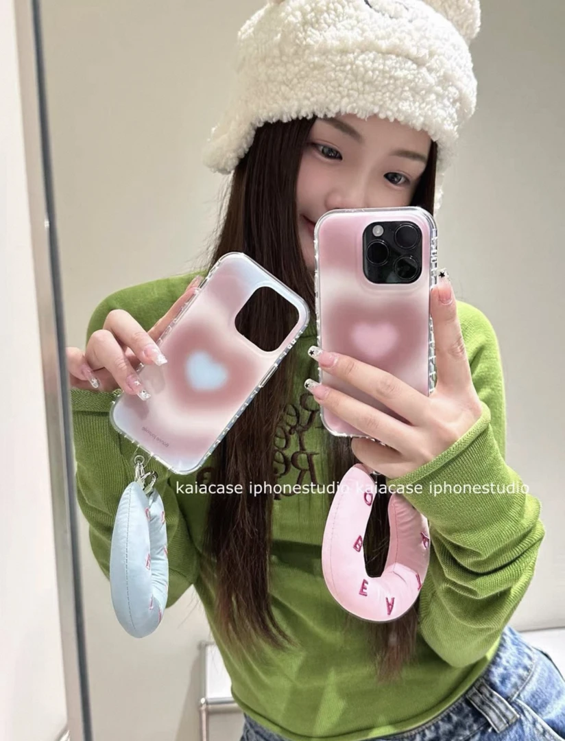 韩系ins晕染渐变爱心字母腕带适用苹果17promax手机壳iphone16pro