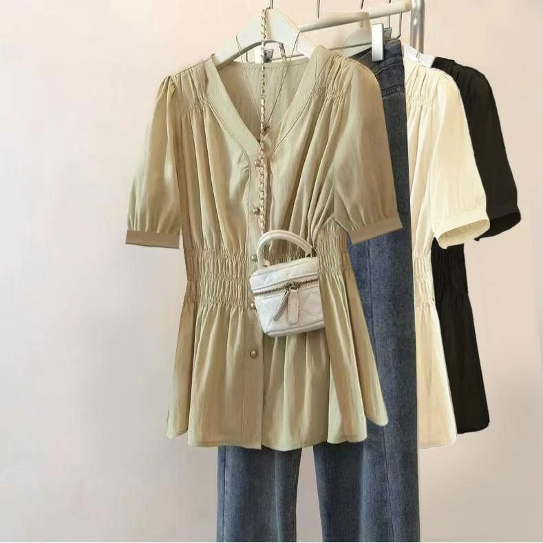 大码女装2025夏季时尚洋气V领短袖衬衫胖mm显瘦遮肉独特别致上衣