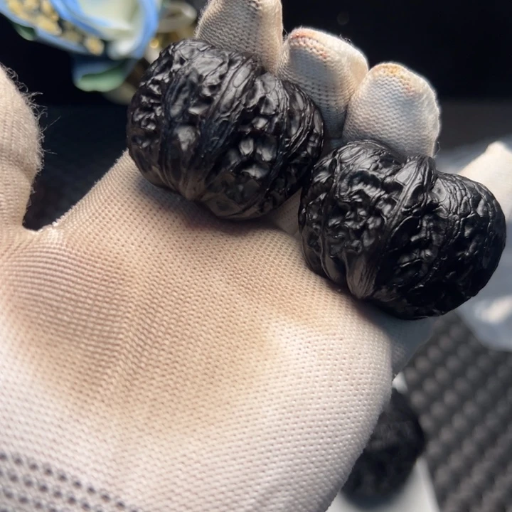 文玩核桃元宝42尺寸