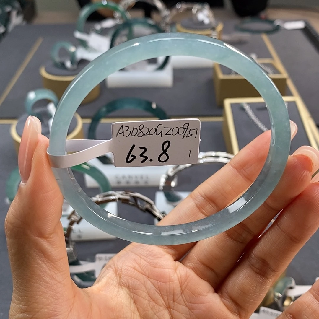 翡翠未镶嵌手镯63.81
