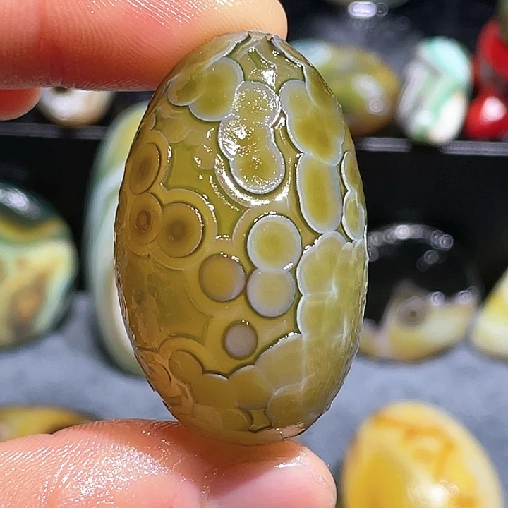 珠宝奇石玛瑙未镶嵌