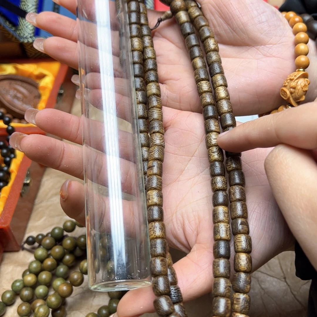 大叶紫檀（黑酸枝木类）