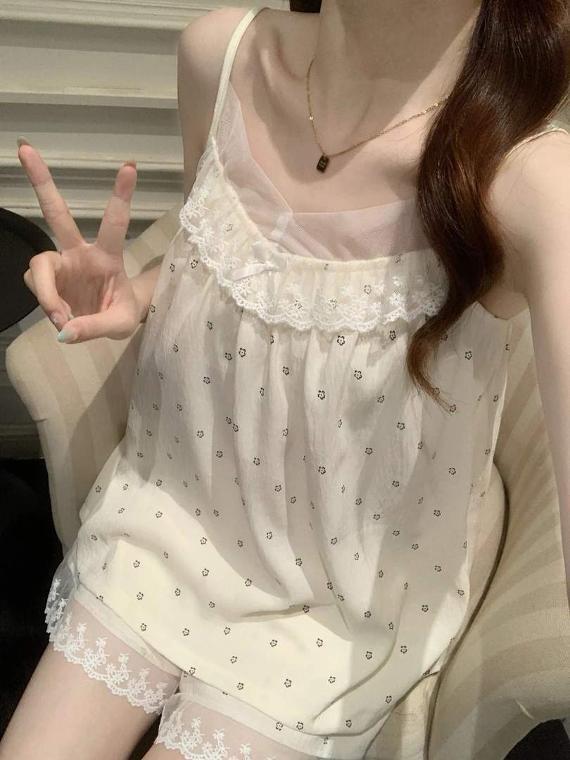 夏季新款睡衣女云朵棉蕾丝v领吊带短裤固定胸垫甜美家居服套装