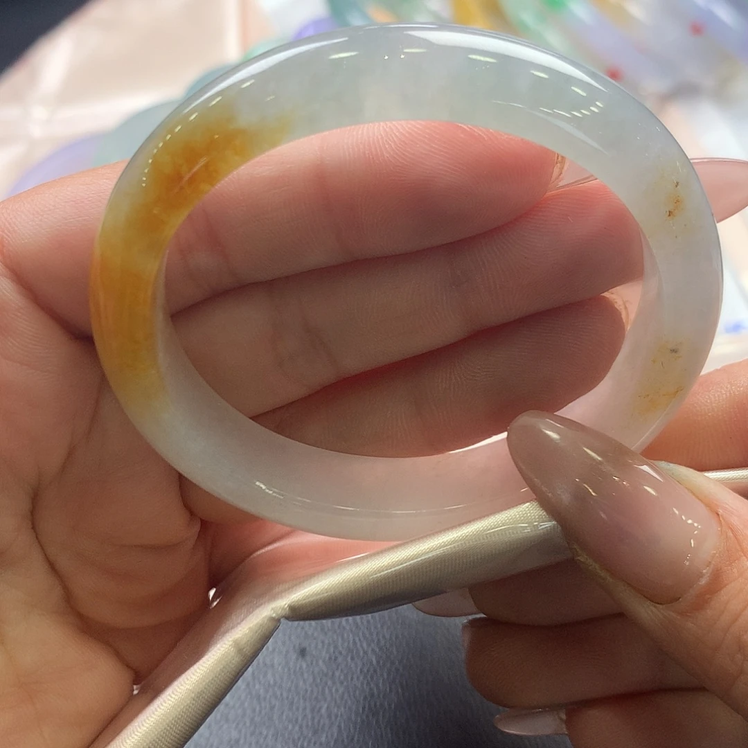 未镶嵌手镯翡翠56.3贵妃