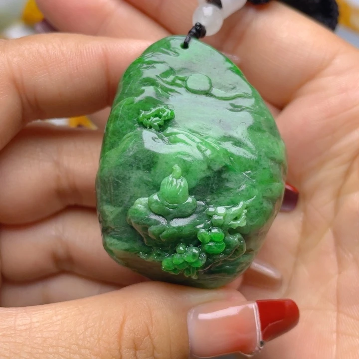 翡翠挂件未镶嵌月***2翡翠