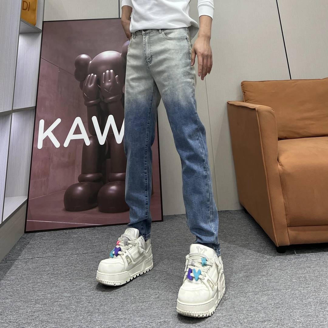 2025夏季新款男士高端定制潮流渐变色时尚小众修身小脚百搭牛仔裤