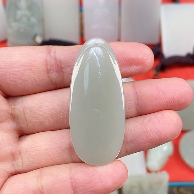 【闪购商品】颈饰未镶嵌和田玉