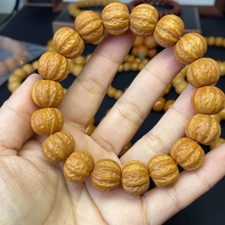 猴头核桃吊坠精品