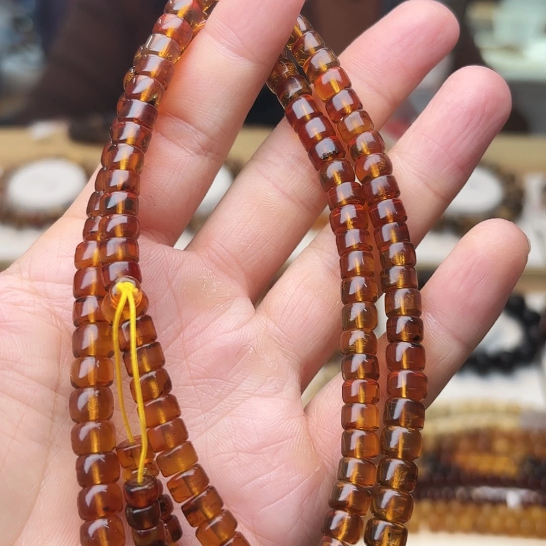 琥珀未镶嵌裸石七