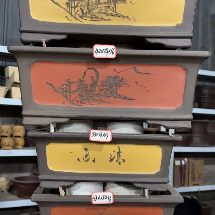 紫砂花盆138-4。