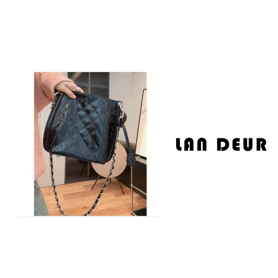 JIUJIU【秋念】黑色重工百搭菱格包包