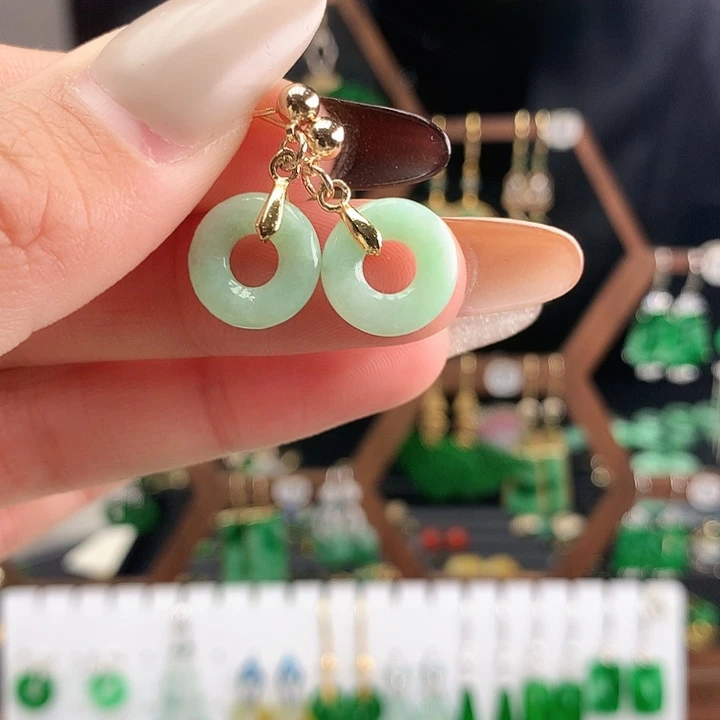 翡翠未镶嵌耳饰耳饰