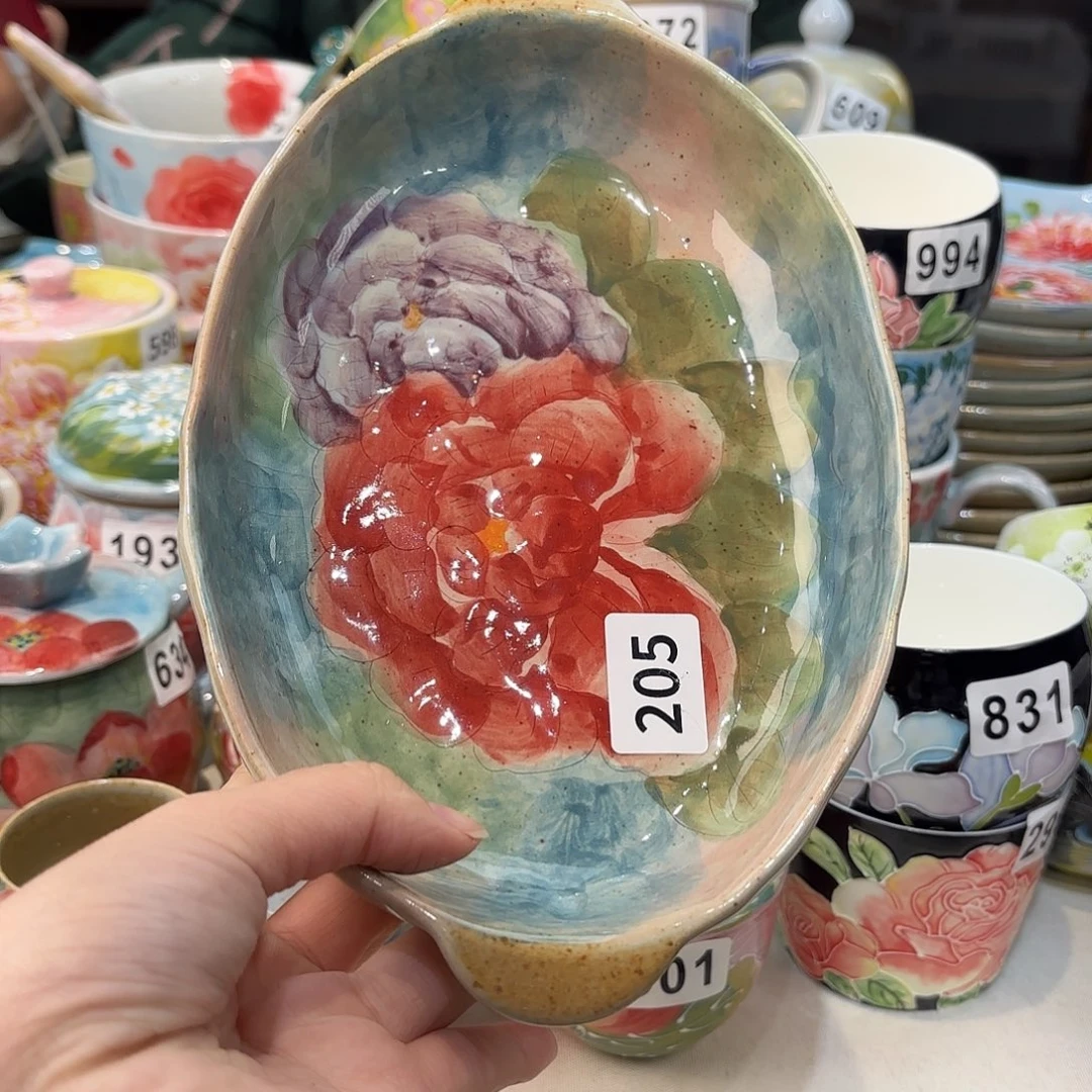 瓷片兔兔好可爱啊我