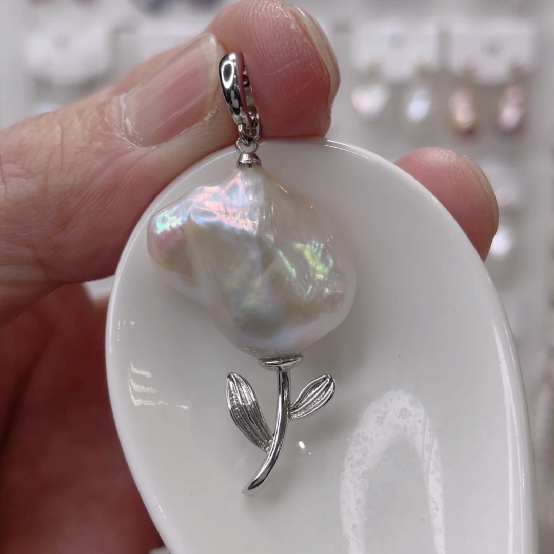 颈饰未镶嵌淡水珍珠