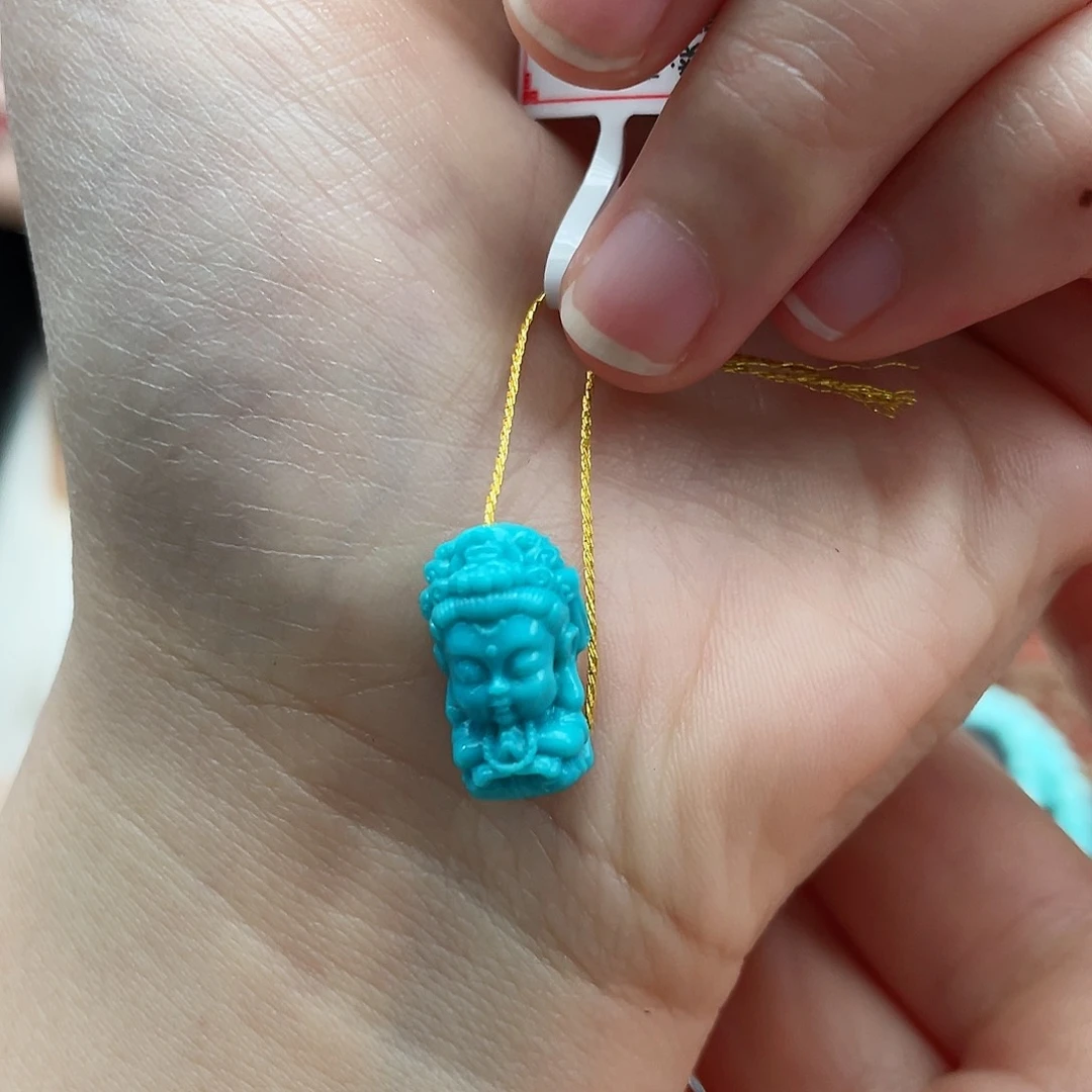 绿松石颈饰未镶嵌