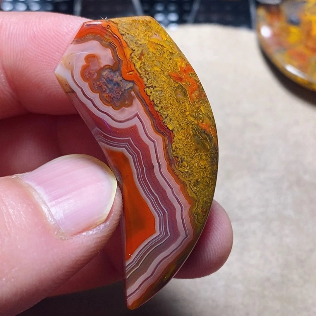 玛瑙/玉髓颈饰未镶嵌对****为