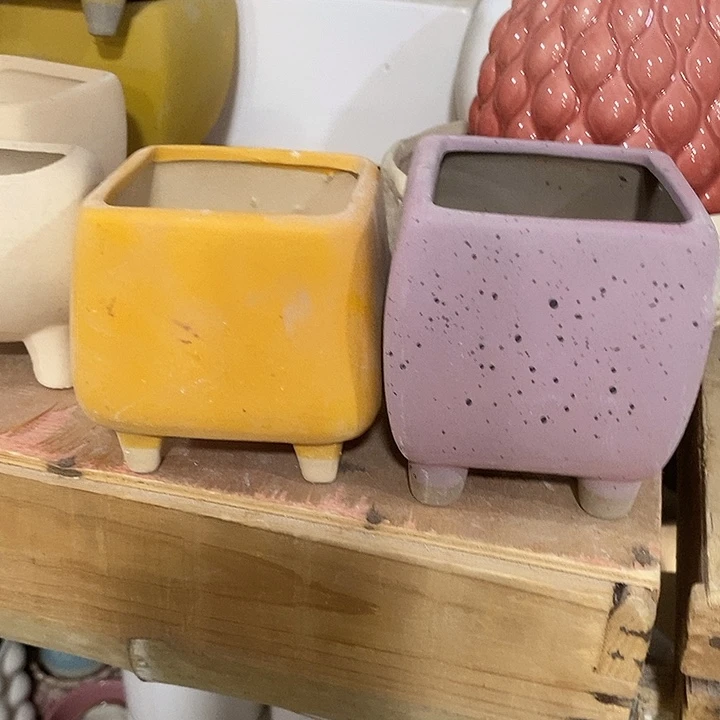 晚***里陶公道杯陶盆有孔 瑕疵介意勿拍