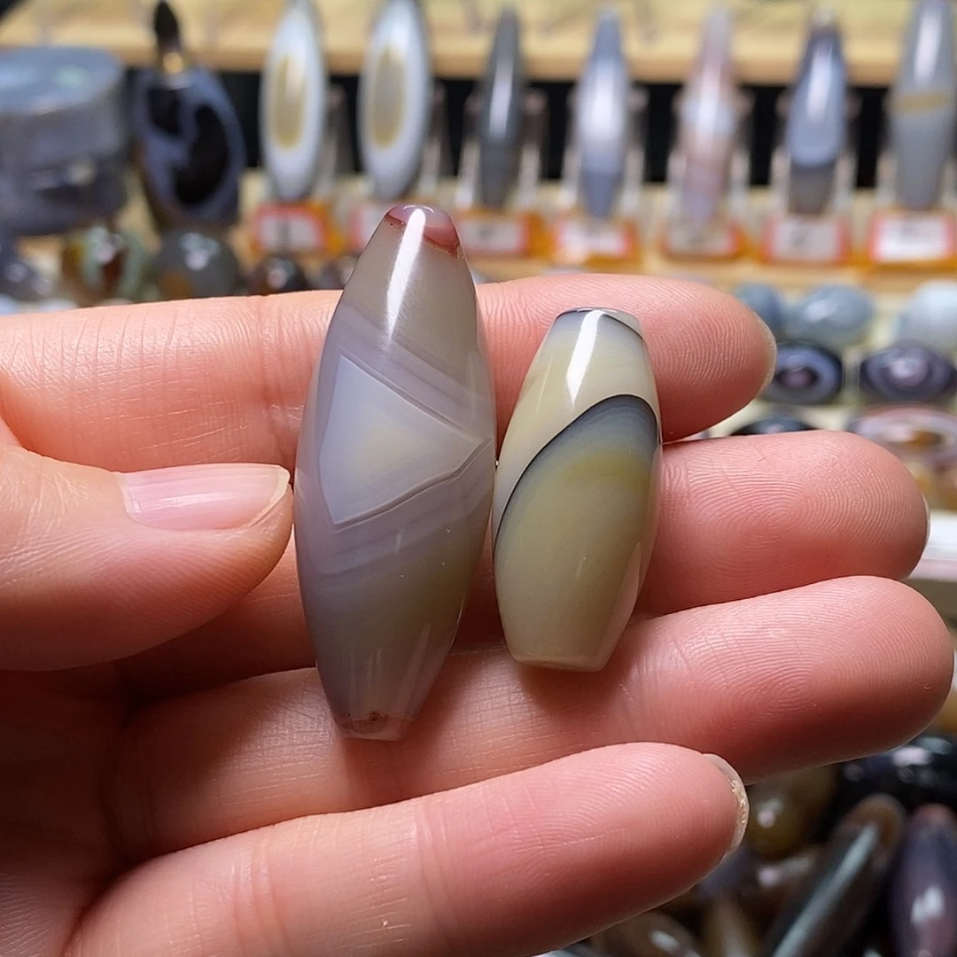 玛瑙/玉髓未镶嵌颈饰两个