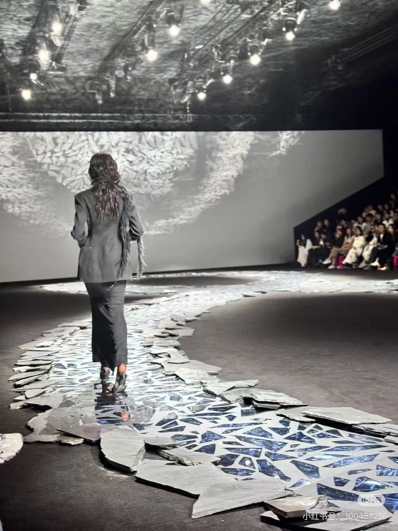 【大白-双色3短裤】2025巴黎时装周秀场定制提花重工短裤7711#拜乾