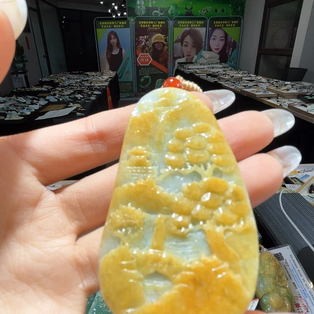 颈饰未镶嵌翡翠一