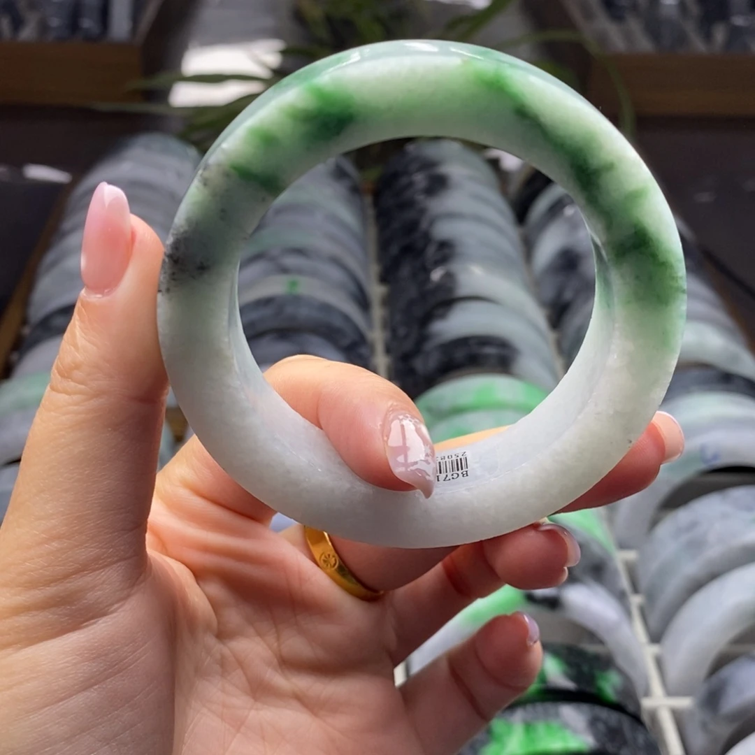 定制翡翠未镶嵌天然a货