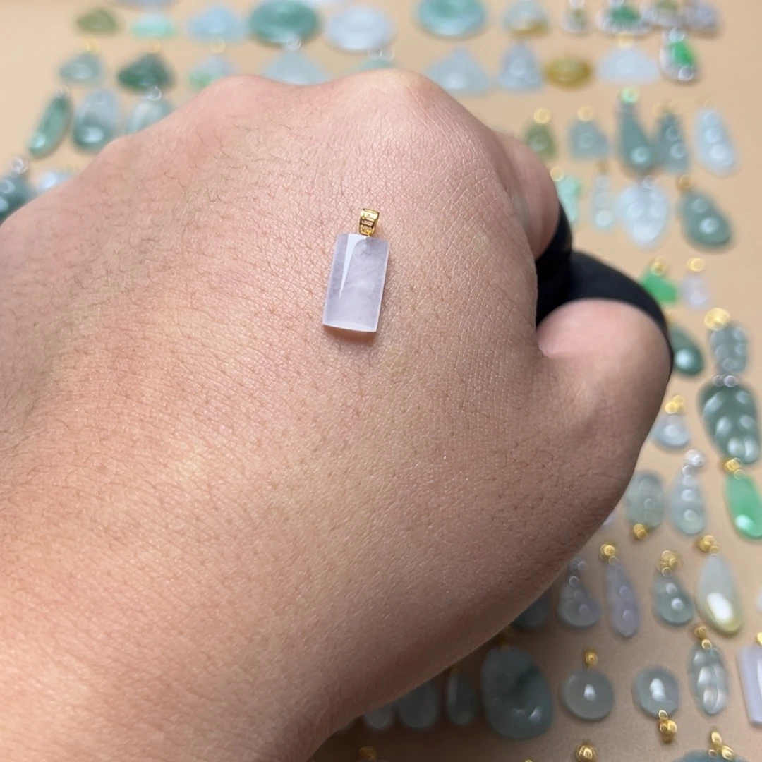 翡翠颈饰18K金镶嵌平安柱