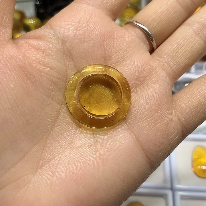 琥珀裸石未镶嵌A**斯金兰指环