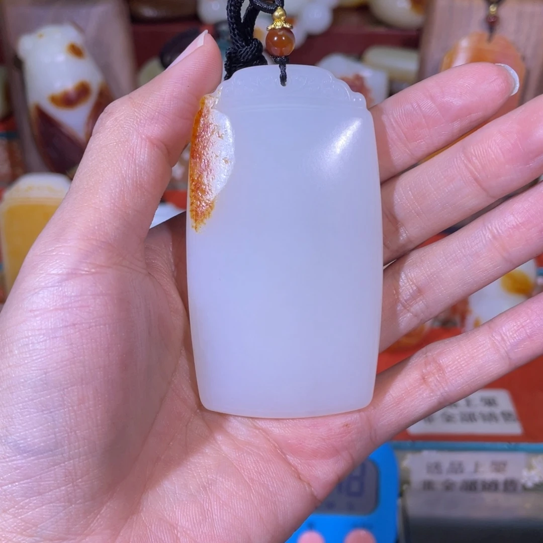 涛***涛和田玉未镶嵌挂件