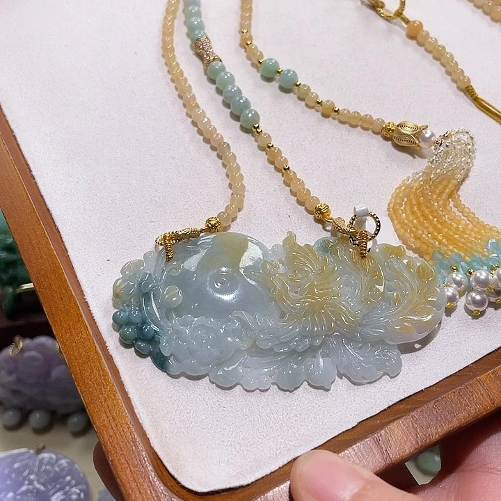 翡翠未镶嵌颈饰翡翠吊坠