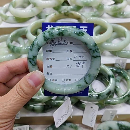 荔***.透闪石-蛇纹石玉未镶嵌手镯