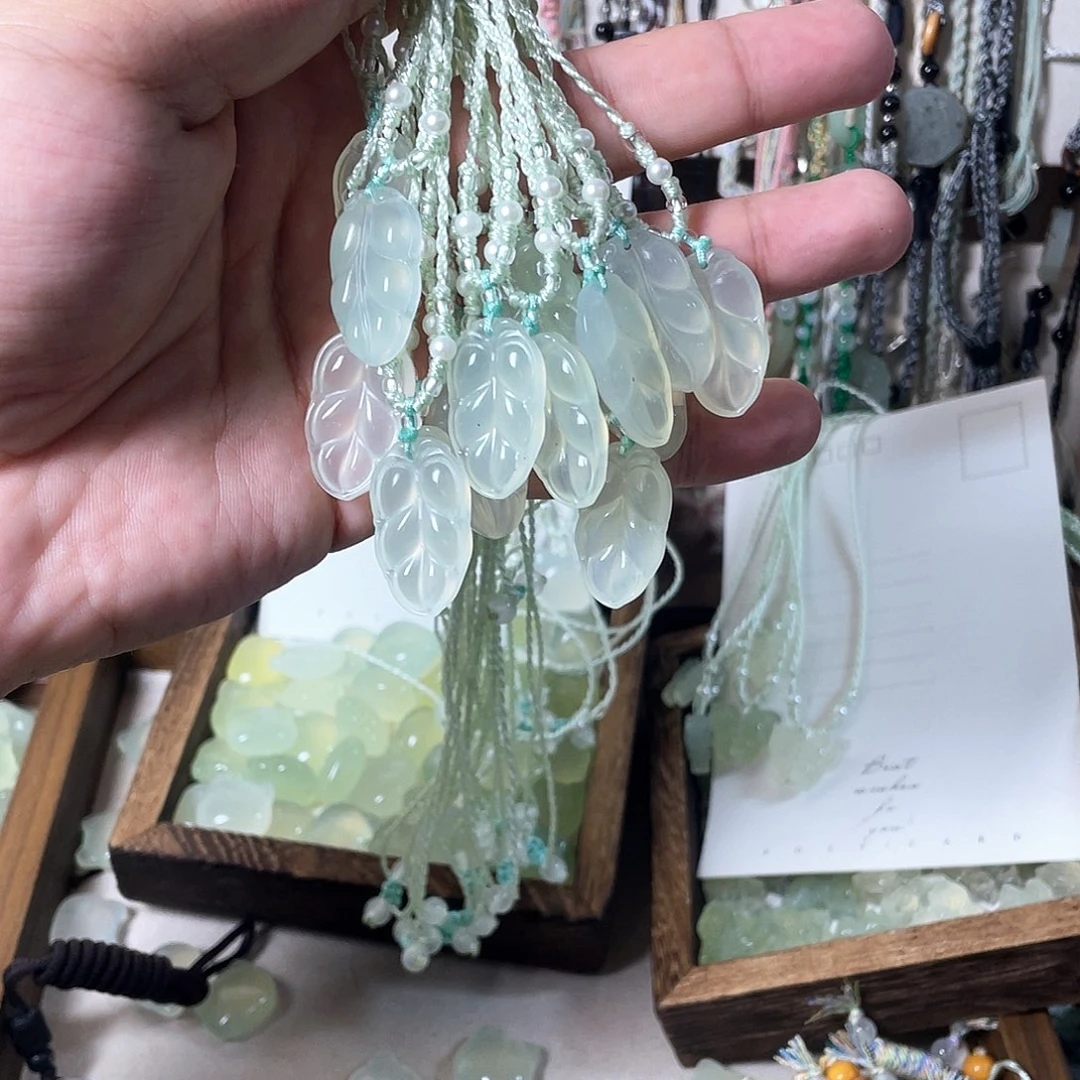蛇纹石玉合金颈饰