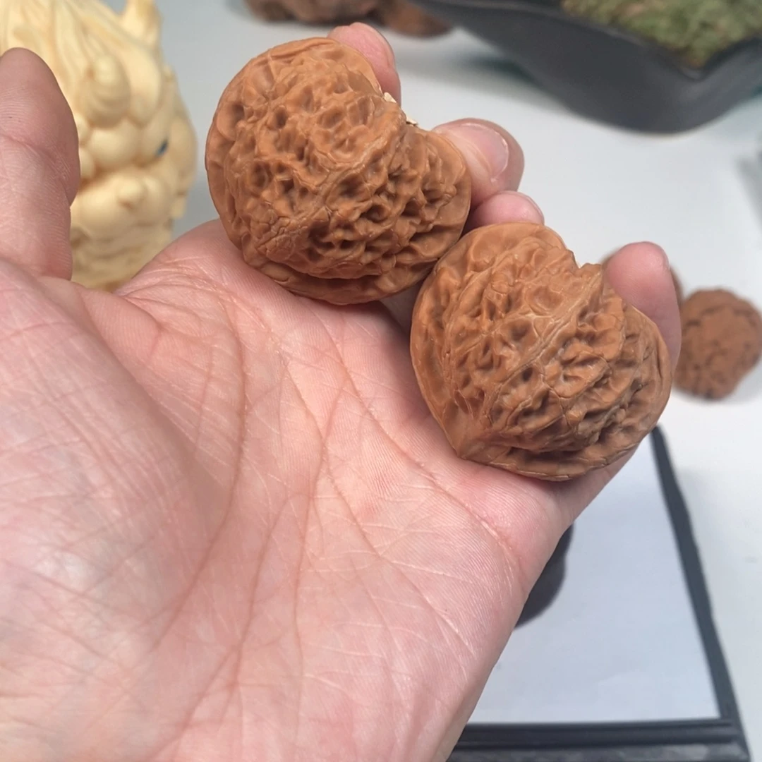 い***づ吊坠文玩核桃宫灯