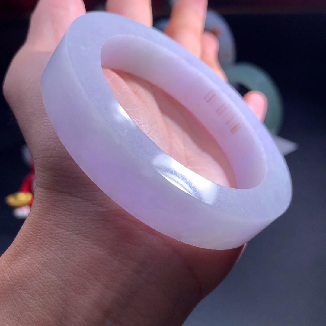 定制翡翠未镶嵌翡翠手镯