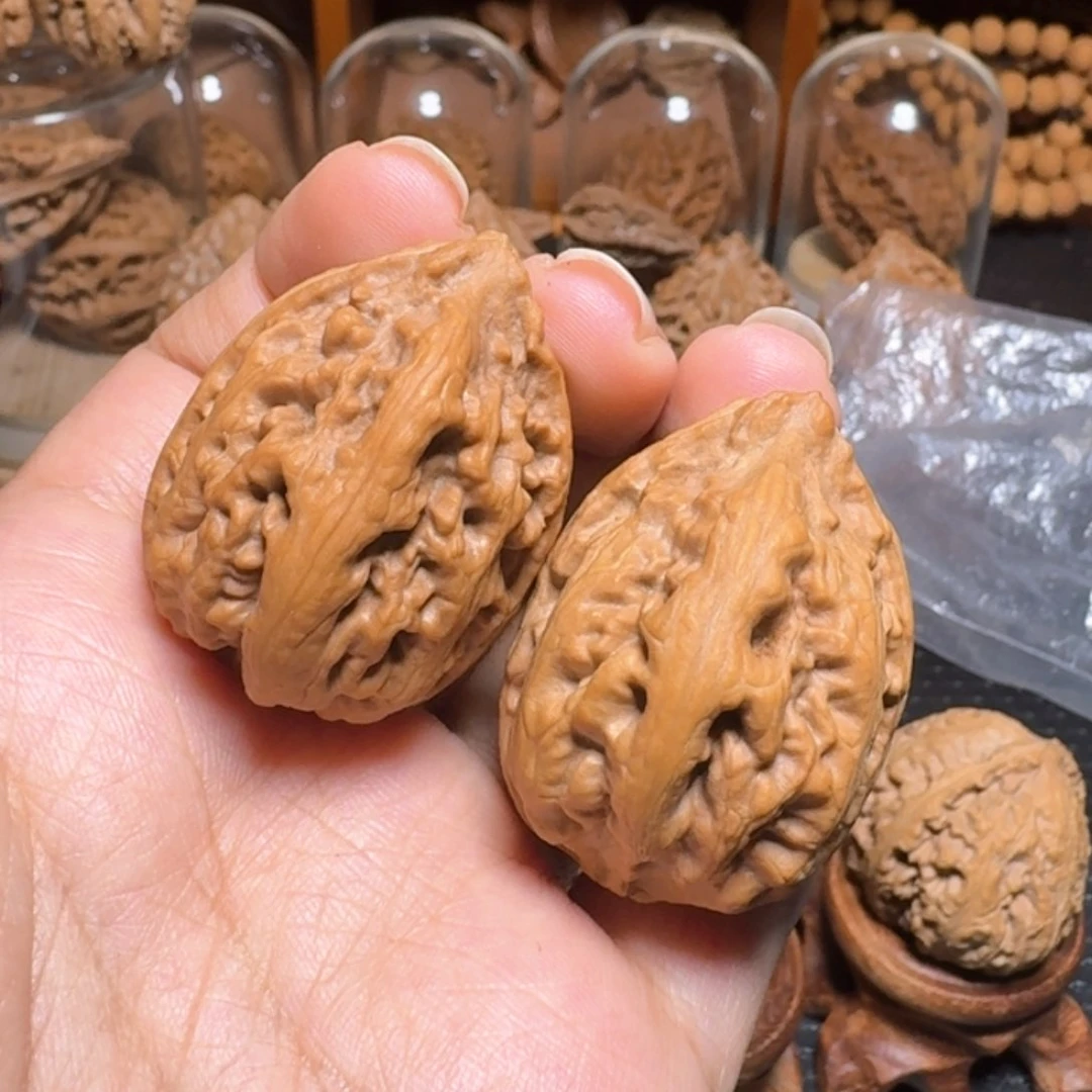 文玩核桃把件粗筋