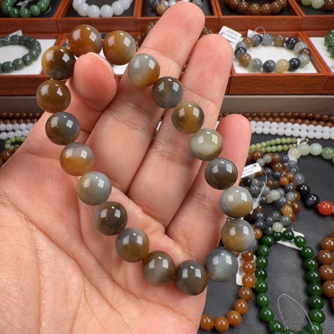 和田玉手链未镶嵌颗颗三色大漏