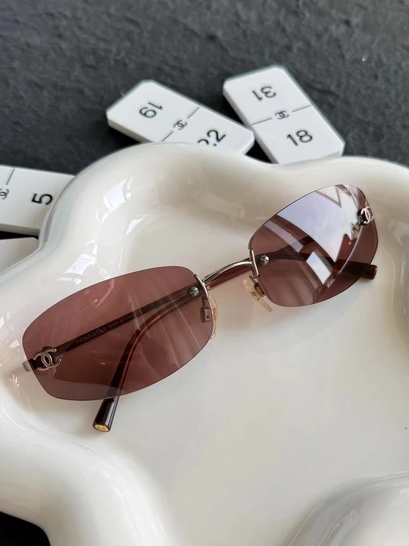 95新 Chanel/香奈儿 深茶色中古太阳镜 13164345