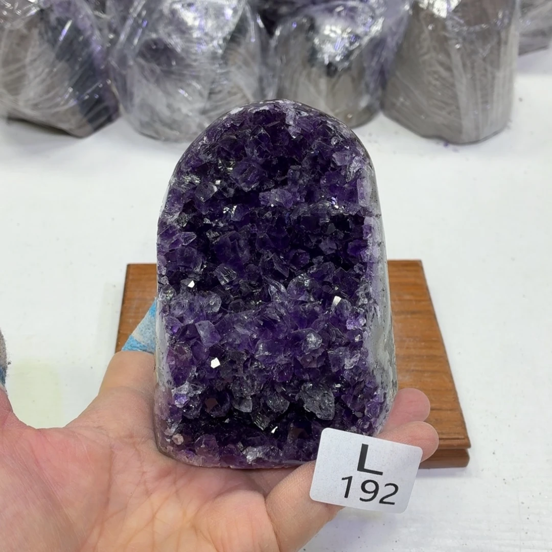 未镶嵌水晶摆件天然紫水晶