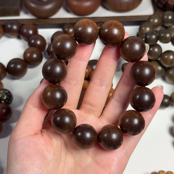 肉***肉檀香木2.0老山檀黑肉奶香