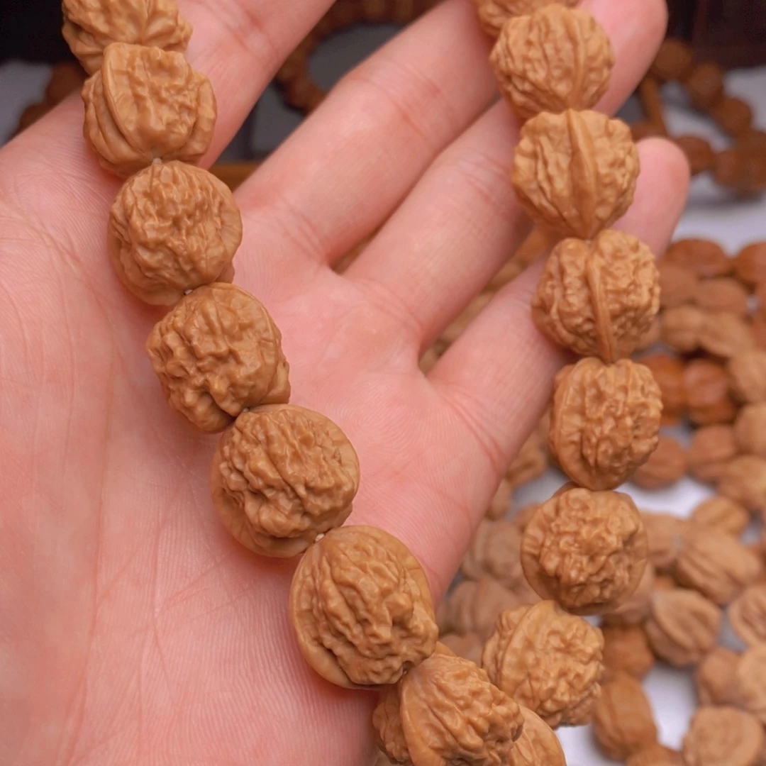 桃核手串晴***冷蛤蟆头尺寸18手持